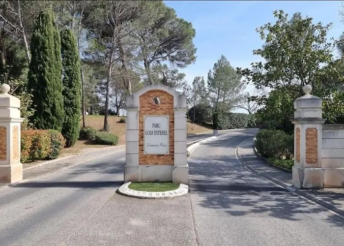 Chez K&d Studioterra Saint-Raphaël